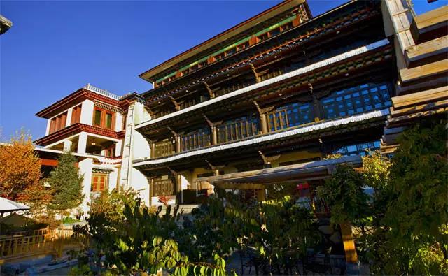香格里拉松贊綠谷酒店
