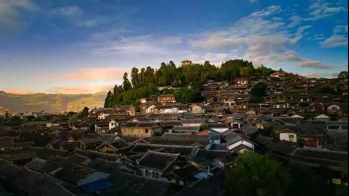 富川村