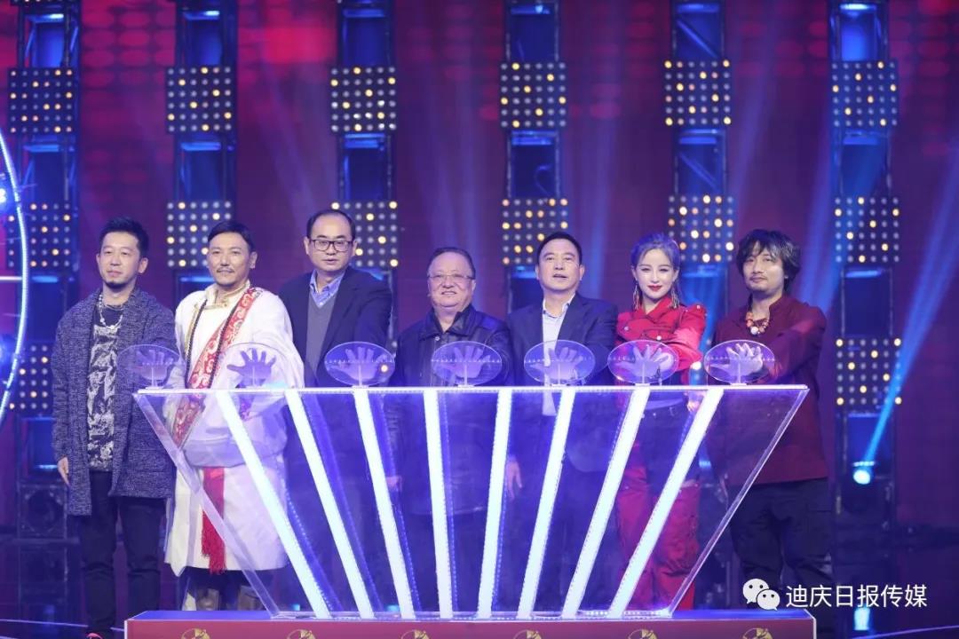 期待！丁真的綜藝首秀，這場跨年歌會即將盛裝與大家見面