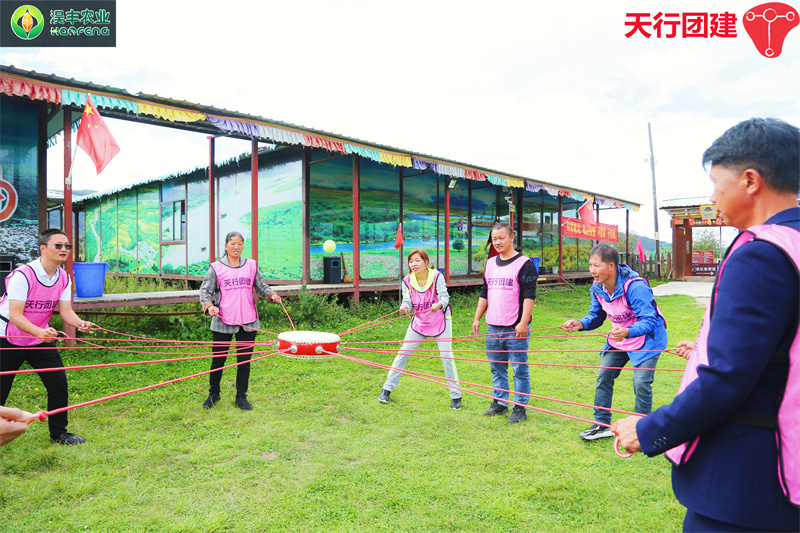 云南香格里拉主題團建拓展培訓活動
