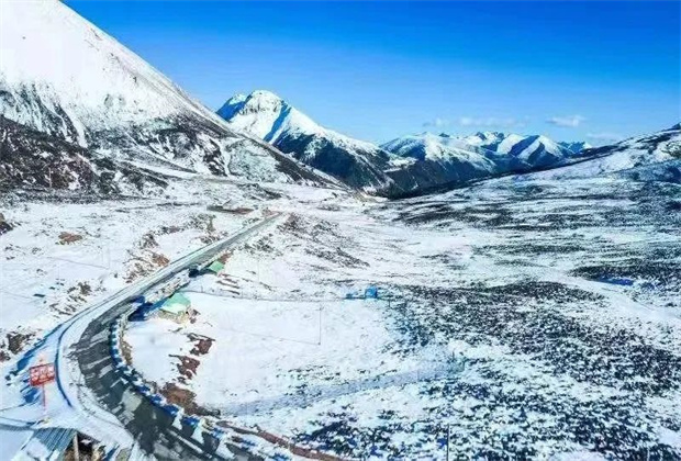 香格里拉旅行社 香格里拉旅游 香格里拉旅行社與你相約迪慶白馬雪山