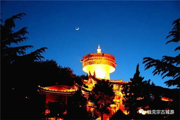 云南隱藏一個千年古城，被譽為“月光之城”
